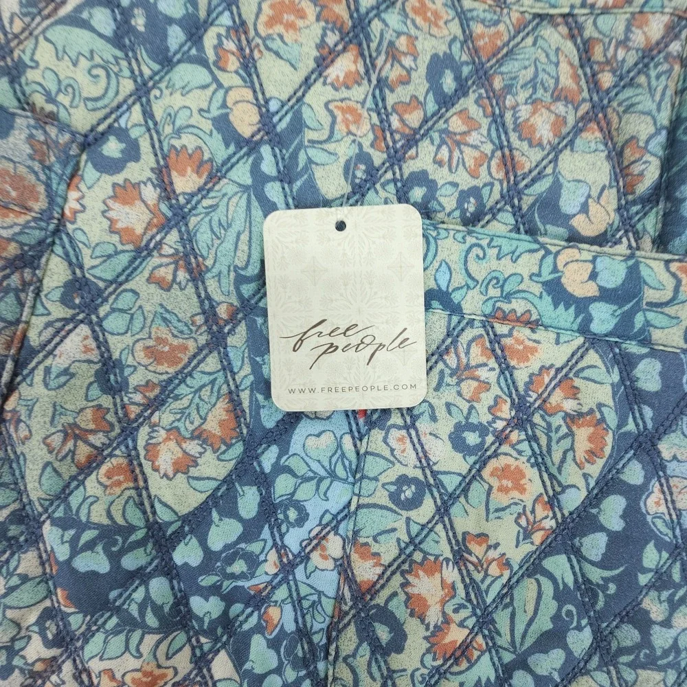 Free People Mini Skirt Womens 8 Blue Husky Floral Quilted Patch Pockets